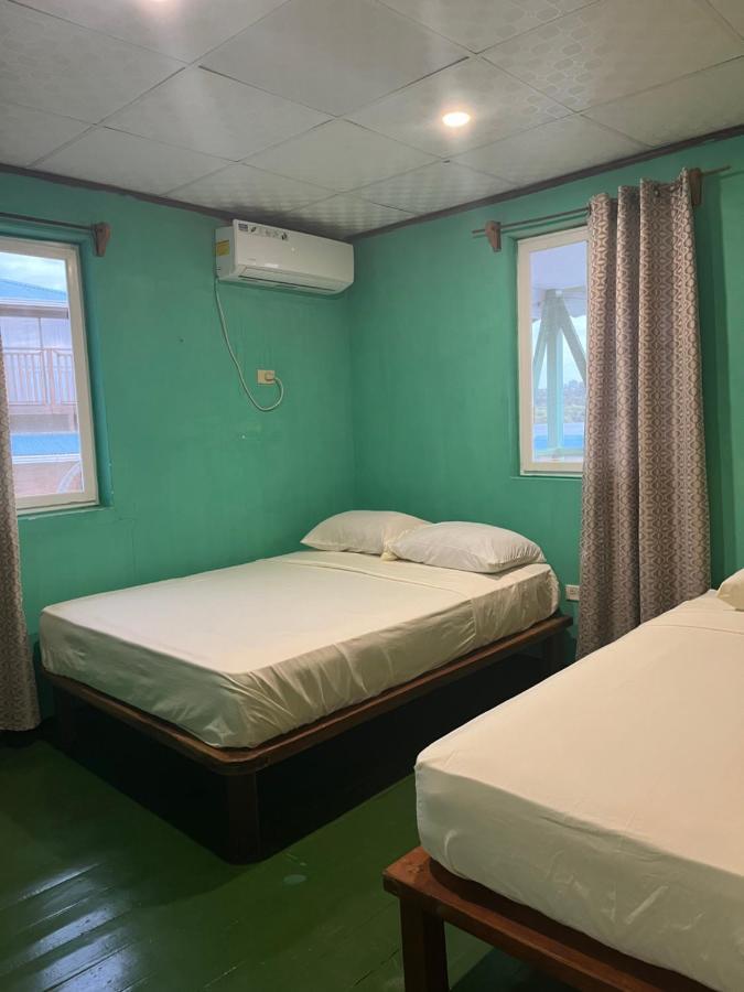 Hostal Cay Bastimentos Exteriör bild