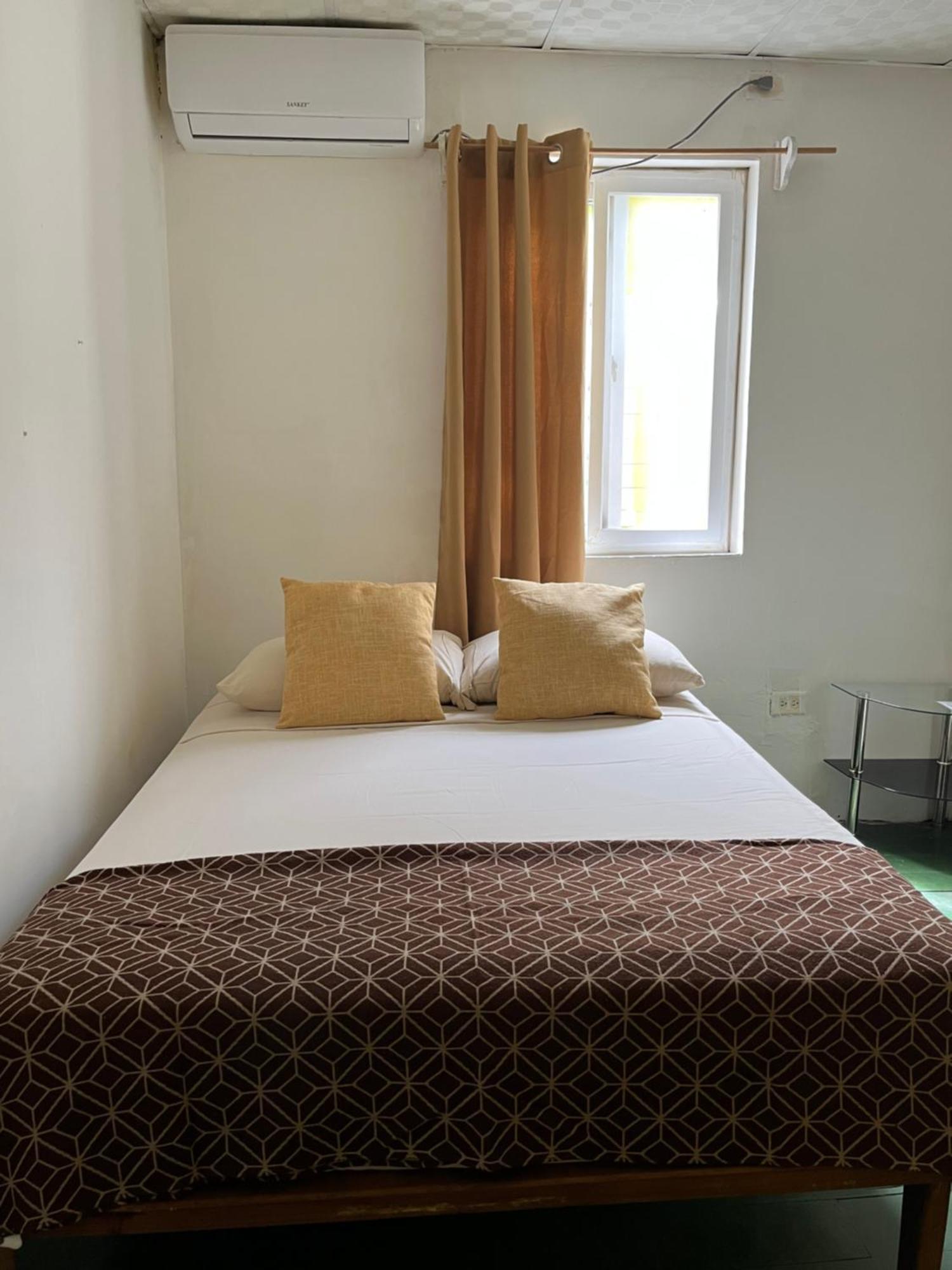 Hostal Cay Bastimentos Exteriör bild